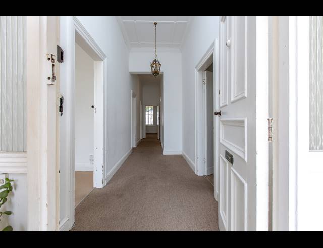 3 BEDROOM HOUSE RENTED IN SEA POINT